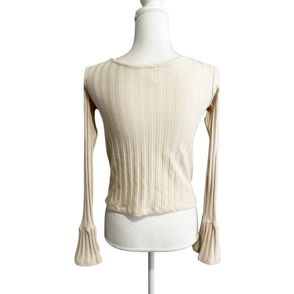 Lykke Wullf Womens Bobby Bell Sleeve Rib Knit Top Size Small Cream Classic - Picture 3 of 7